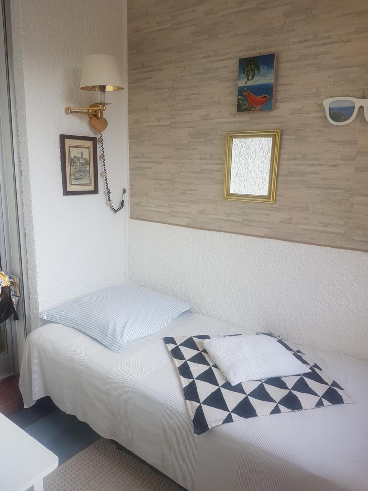 Plein Soleil Apartment Sanary-sur-Mer Bagian luar foto
